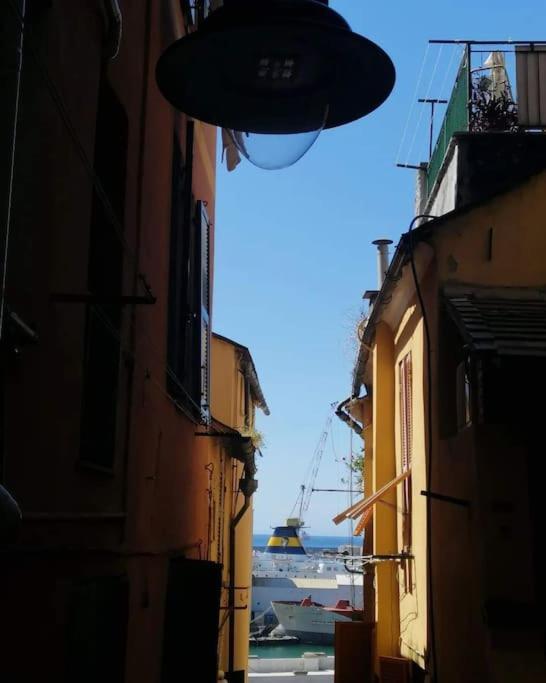 L'antro Delle Sibille Un Nido Di E Intimita Apartment Genua